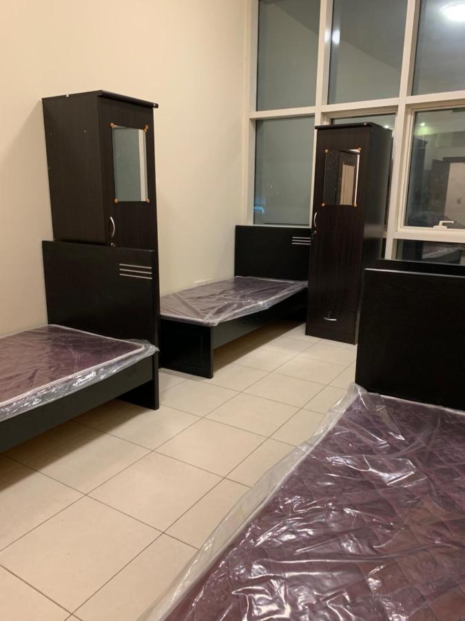 Hostel Bedspace Or Only For Male And Female Opp Mashreq Metro